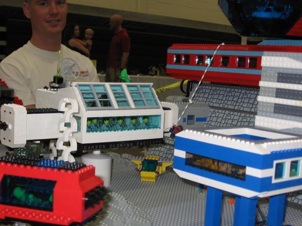 BrickBalst06-Elroy\'s, Teddy\'s and Jack\'s Modules.JPG